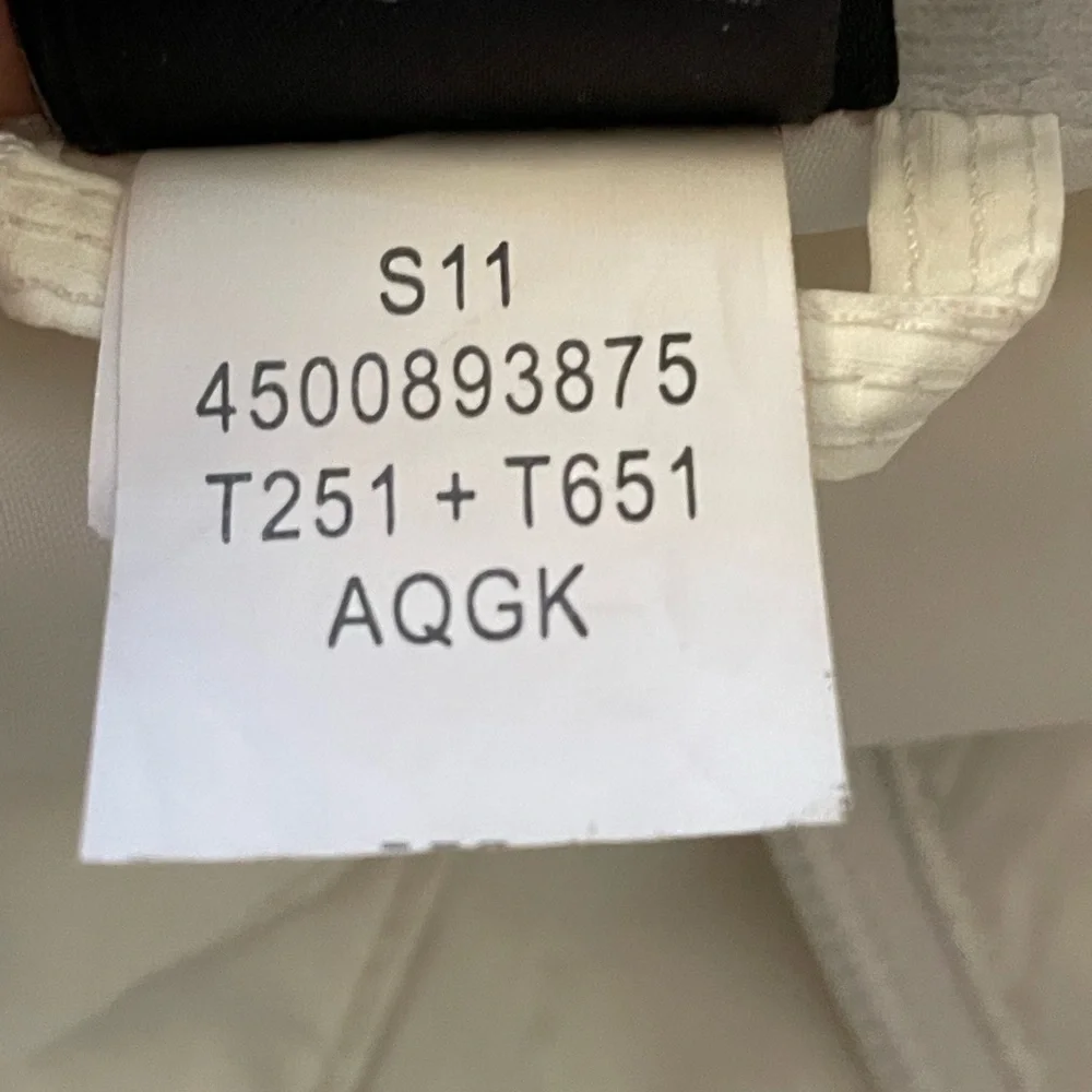 The North Face Hyvent Kids white rain jacket windbreaker full zip size L 14/16 - Picture 11 of 12